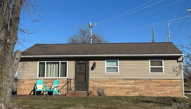 $160,000 | 124 Cottage Hill Drive, O'Fallon, IL 62269