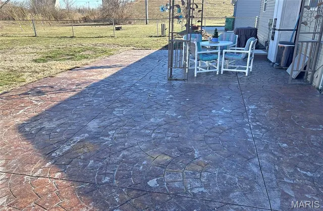 $160,000 | 124 Cottage Hill Drive, O'Fallon, IL 62269