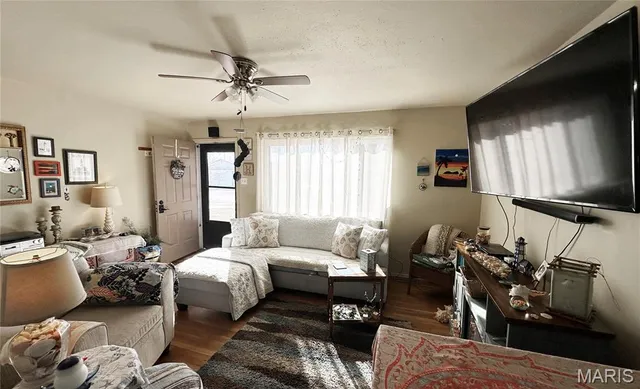 $160,000 | 124 Cottage Hill Drive, O'Fallon, IL 62269