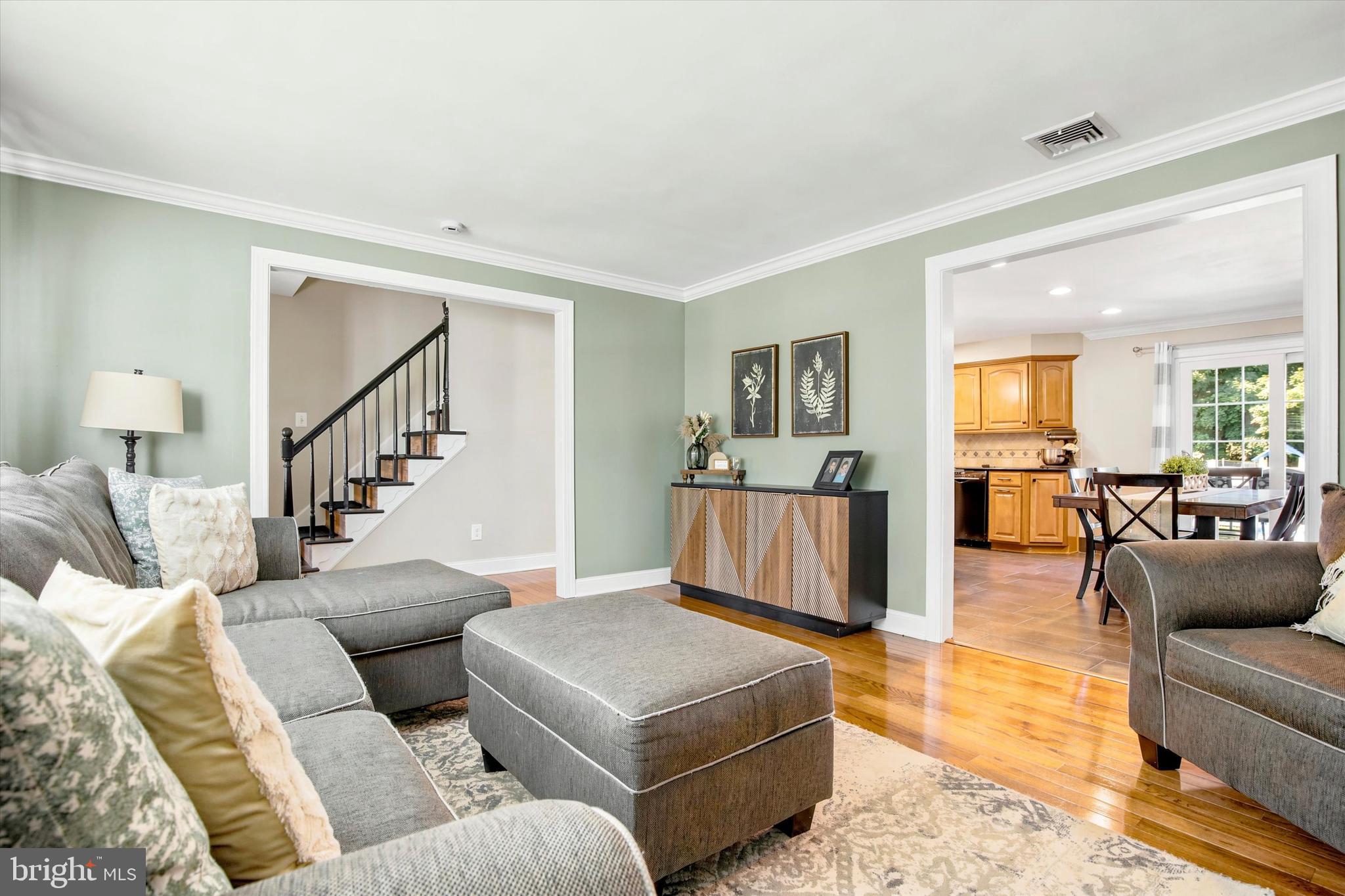 1013 Bunting Road Norristown, PA 19403 - Photo 4 of 25