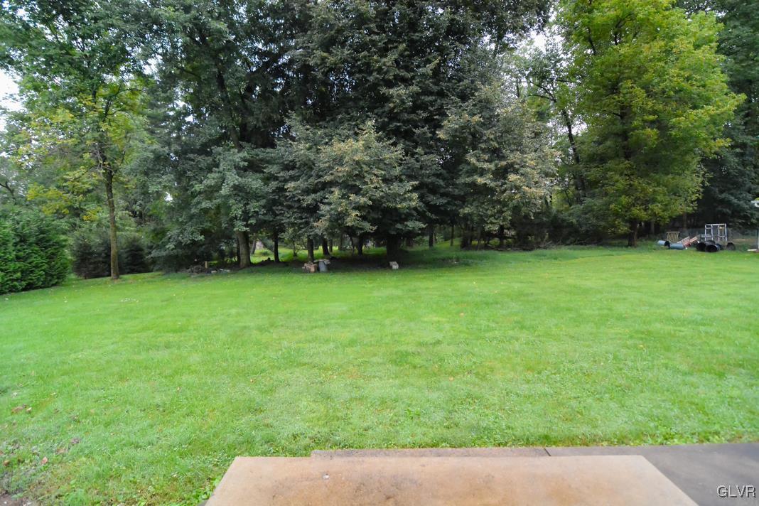 5324 Susan Road Coopersburg, PA 18036 - Photo 25 of 26 Gallery Image 25