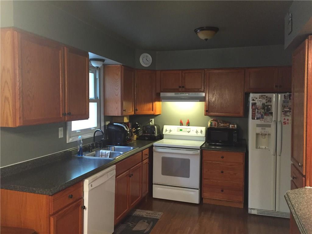 32 Cribbs Conemaugh Road Clarksburg, PA 15725 - Photo 10 of 16 Kitchen