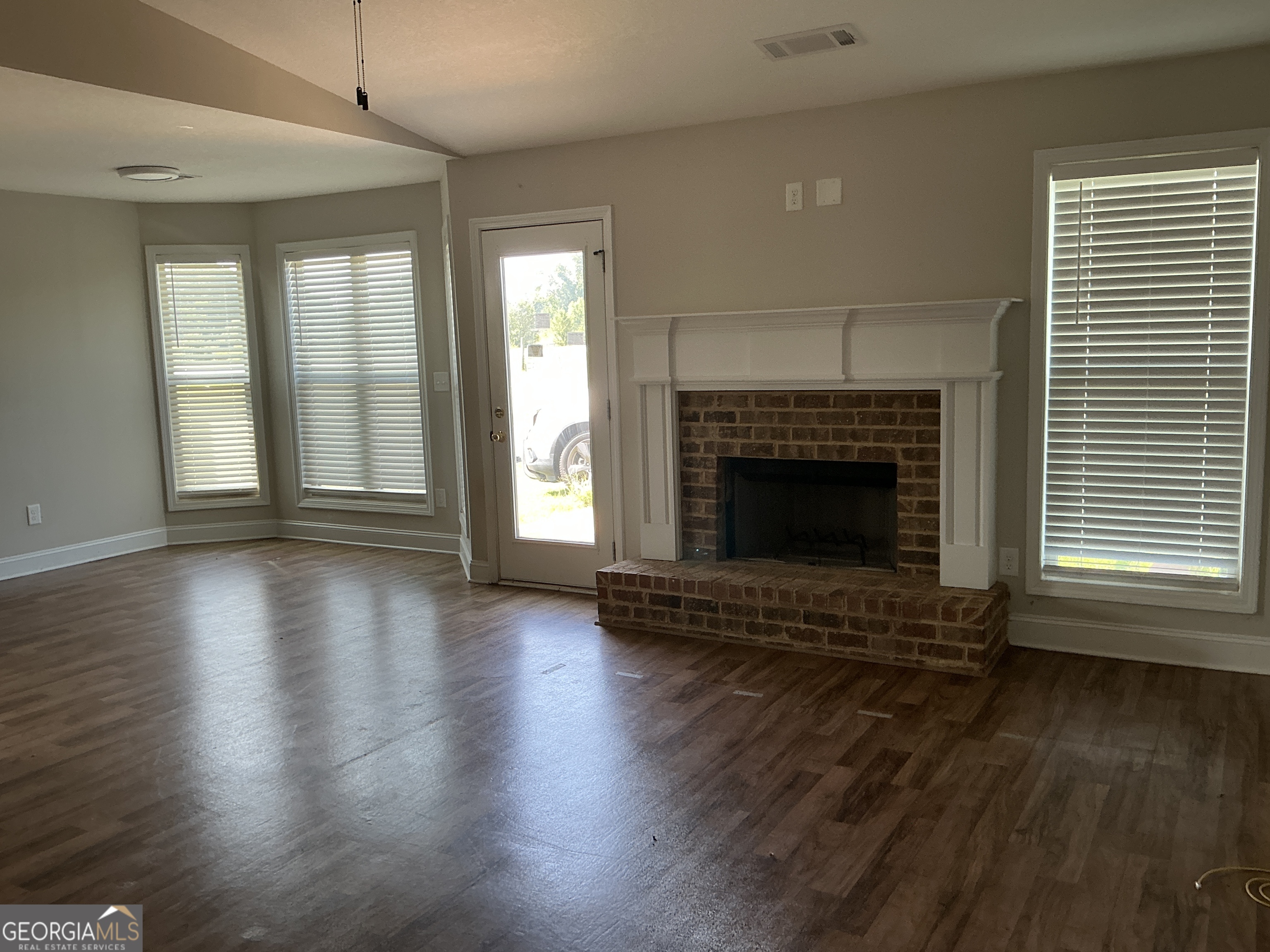 21 Ridgeview Lane Lavonia, GA 30553 - Photo 2 of 15