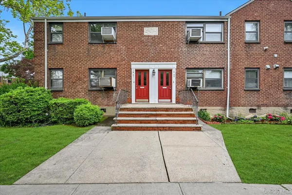 $228,888 | 16-01 160th Street, Unit 6279 | Clearview