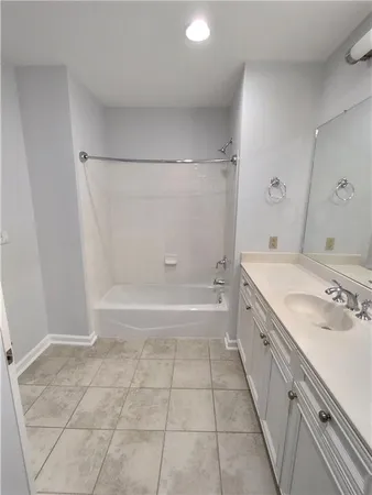 $3,995 | 2950 Mt Wilkinson Parkway Southeast, Unit 402, Atlanta, GA 30339