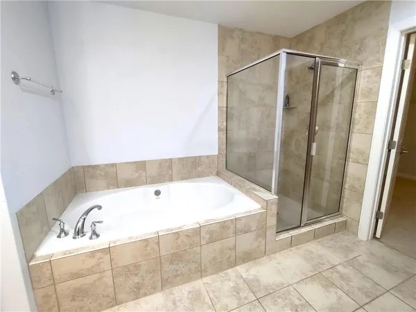 $3,995 | 2950 Mt Wilkinson Parkway Southeast, Unit 402, Atlanta, GA 30339