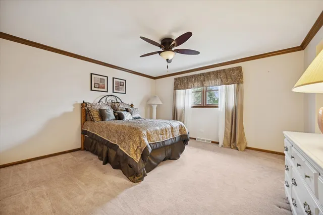 $479,000 | 9S215 Florence Avenue, Downers Grove, IL 60516