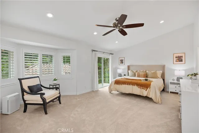 a sign that is on the side of the road