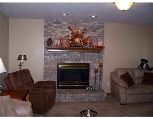 295 Hoenig Road Economy, PA 15143 - Photo 13 of 18 Den/Family/Great Room.