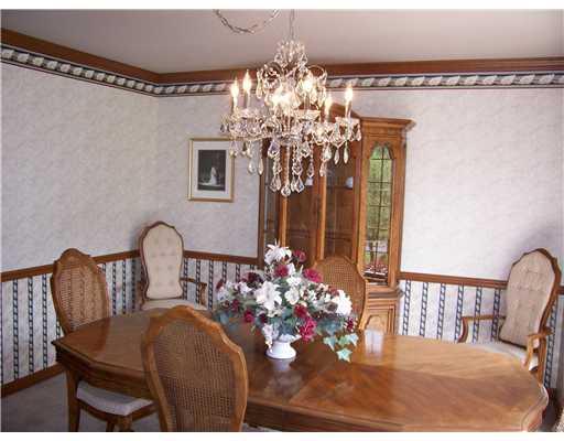 295 Hoenig Road Economy, PA 15143 - Photo 10 of 18 Dining Room.
