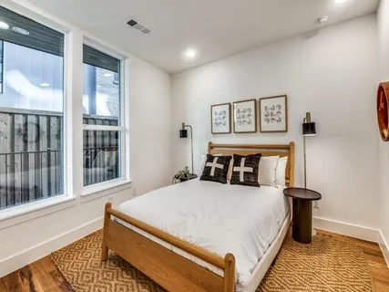 $624,000 | 426 West 9th Street, Unit 105, Dallas, TX 75208