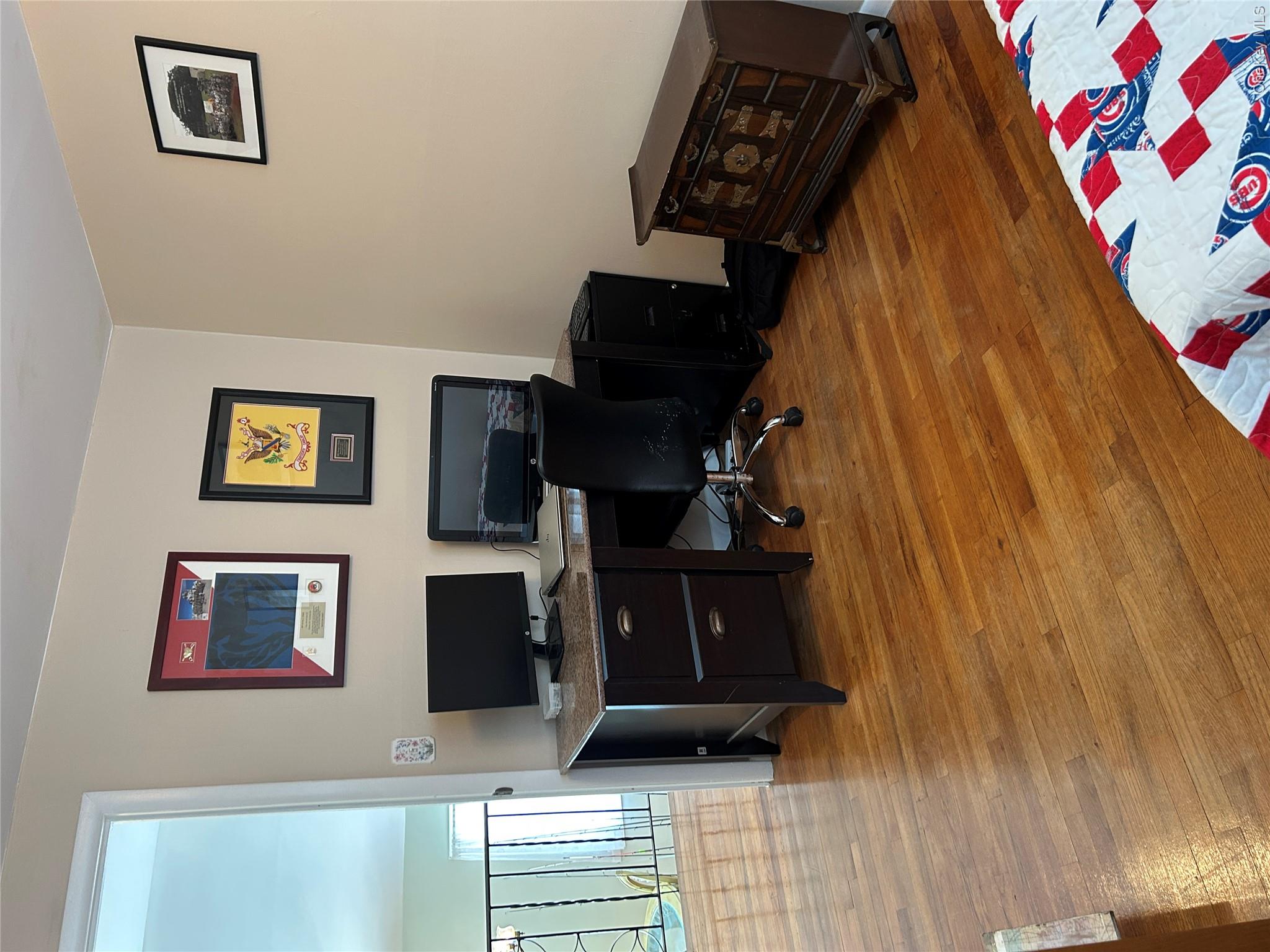 5 Sheldon Drive Cornwall, NY 12518 - Photo 22 of 30 a livingroom with workspace and a couch
