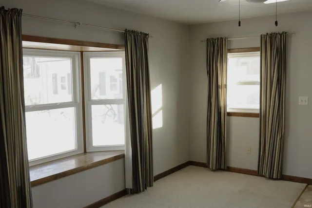 $174,900 | 408 Sunset Boulevard, Goshen, IN 46526