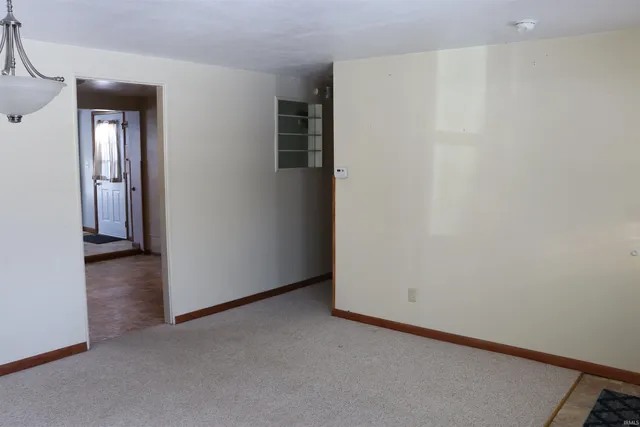 $174,900 | 408 Sunset Boulevard, Goshen, IN 46526