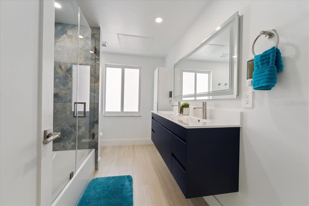 124 Sinclair Street Southeast Port Charlotte, FL 33952 - Photo 25 of 42