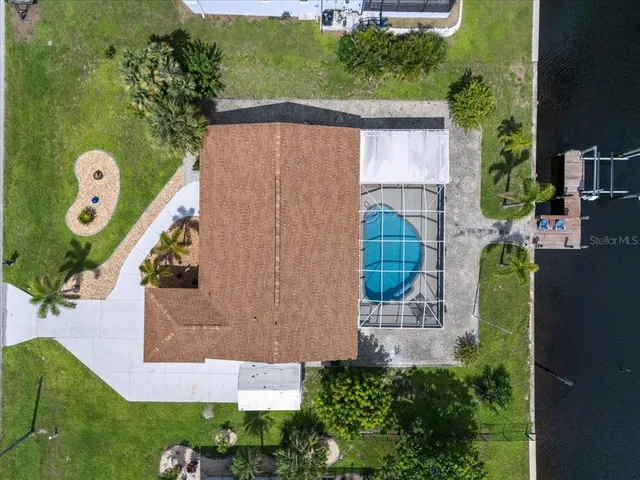 $575,000 | 124 Sinclair Street Southeast, Port Charlotte, FL 33952