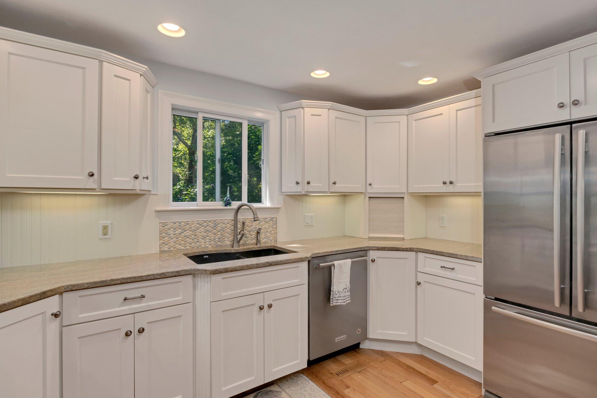 336 Old Mill Road Osterville, MA 02655 - Photo 14 of 96 kitchen