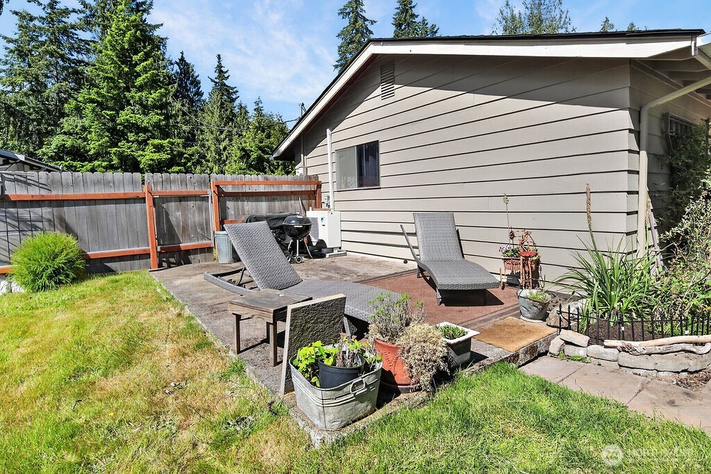 2573 Deer Park Road Port Angeles, WA 98362 - Photo 23 of 30
