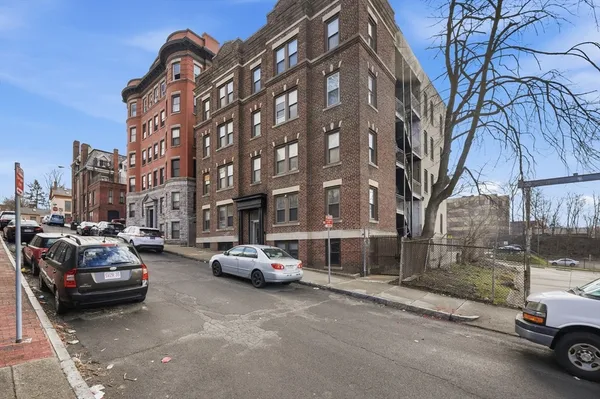 $2,150,000 | 91 East Park Street, Springfield, MA 01105