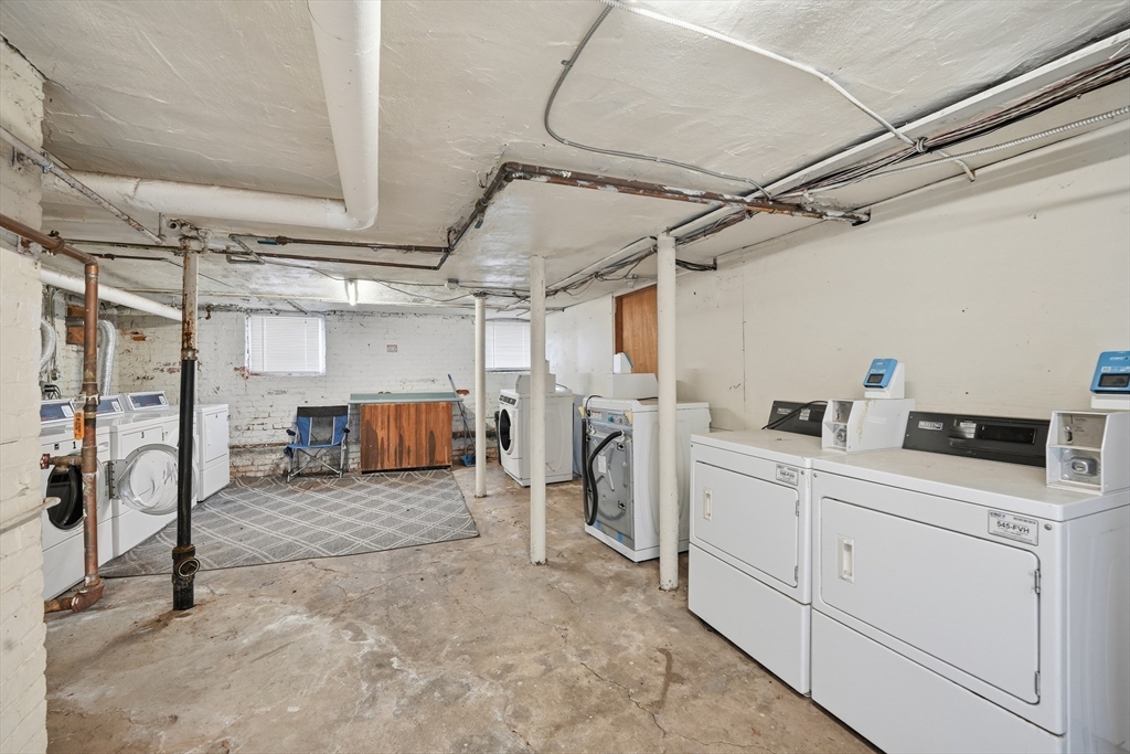 91 East Park Street Springfield, MA 01105 - Photo 10 of 12