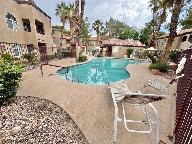 $1,650 | 9325 West Desert Inn Road, Unit 176, Las Vegas, NV 89117