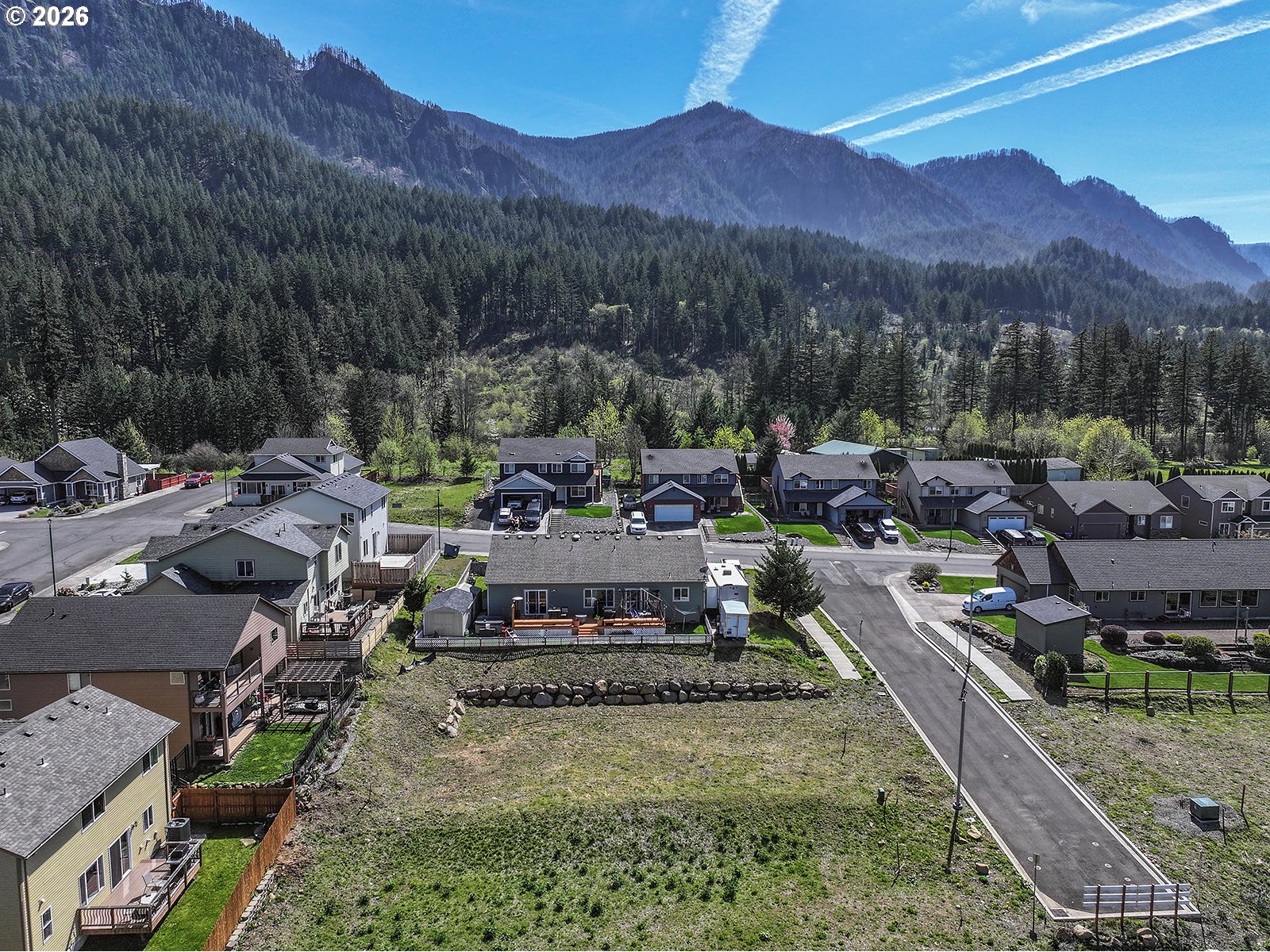 Manchester Drive Cascade Locks, OR 97014 - Photo 12 of 12 a view of a town with mountains in the background