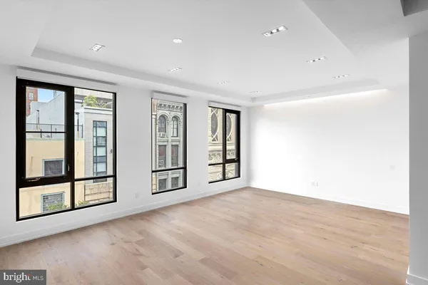 $6,300 | 724 Chestnut Street, Unit 201, Philadelphia, PA 19106