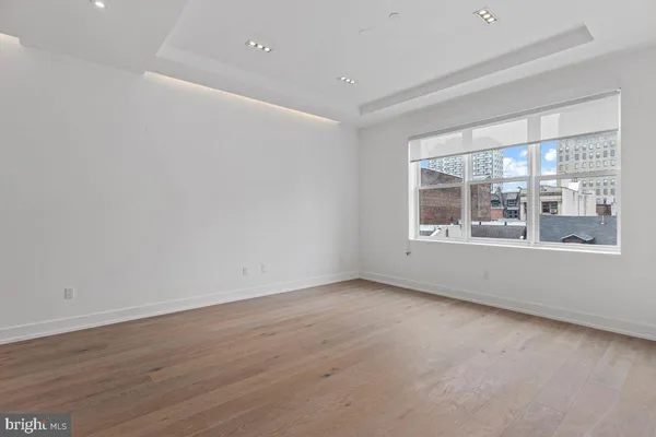 $6,300 | 724 Chestnut Street, Unit 201, Philadelphia, PA 19106