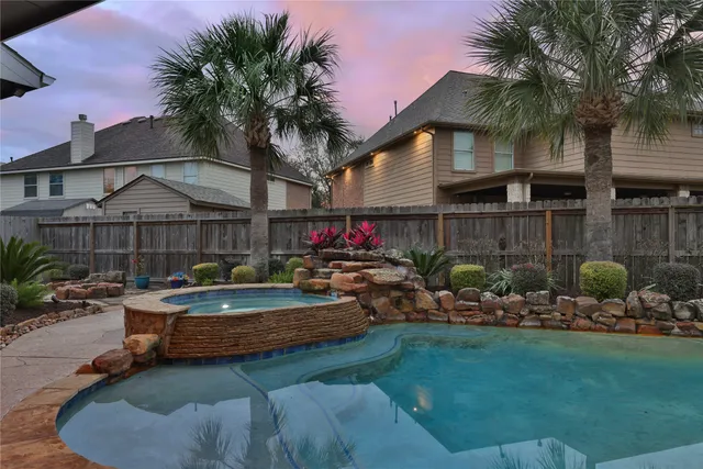 $599,000 | 2205 Lisa Lane, Deer Park, TX 77536