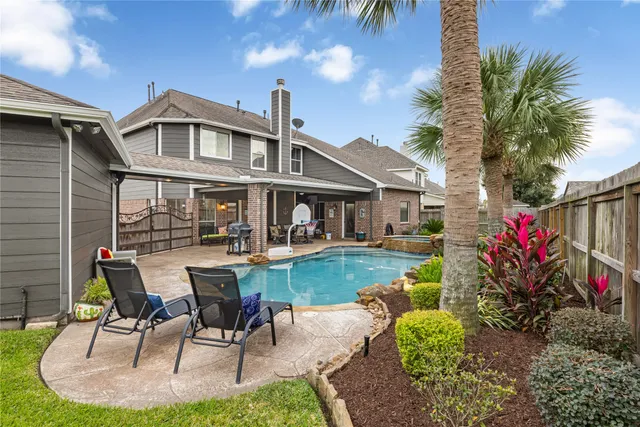 $599,000 | 2205 Lisa Lane, Deer Park, TX 77536