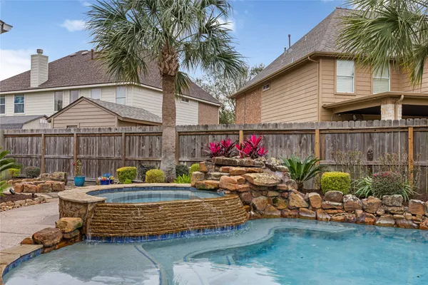 a view of outdoor space yard and patio