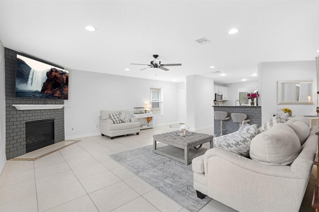 3507 Clipper Winds Way Houston, TX 77084 - Photo 1 of 29 Family Room