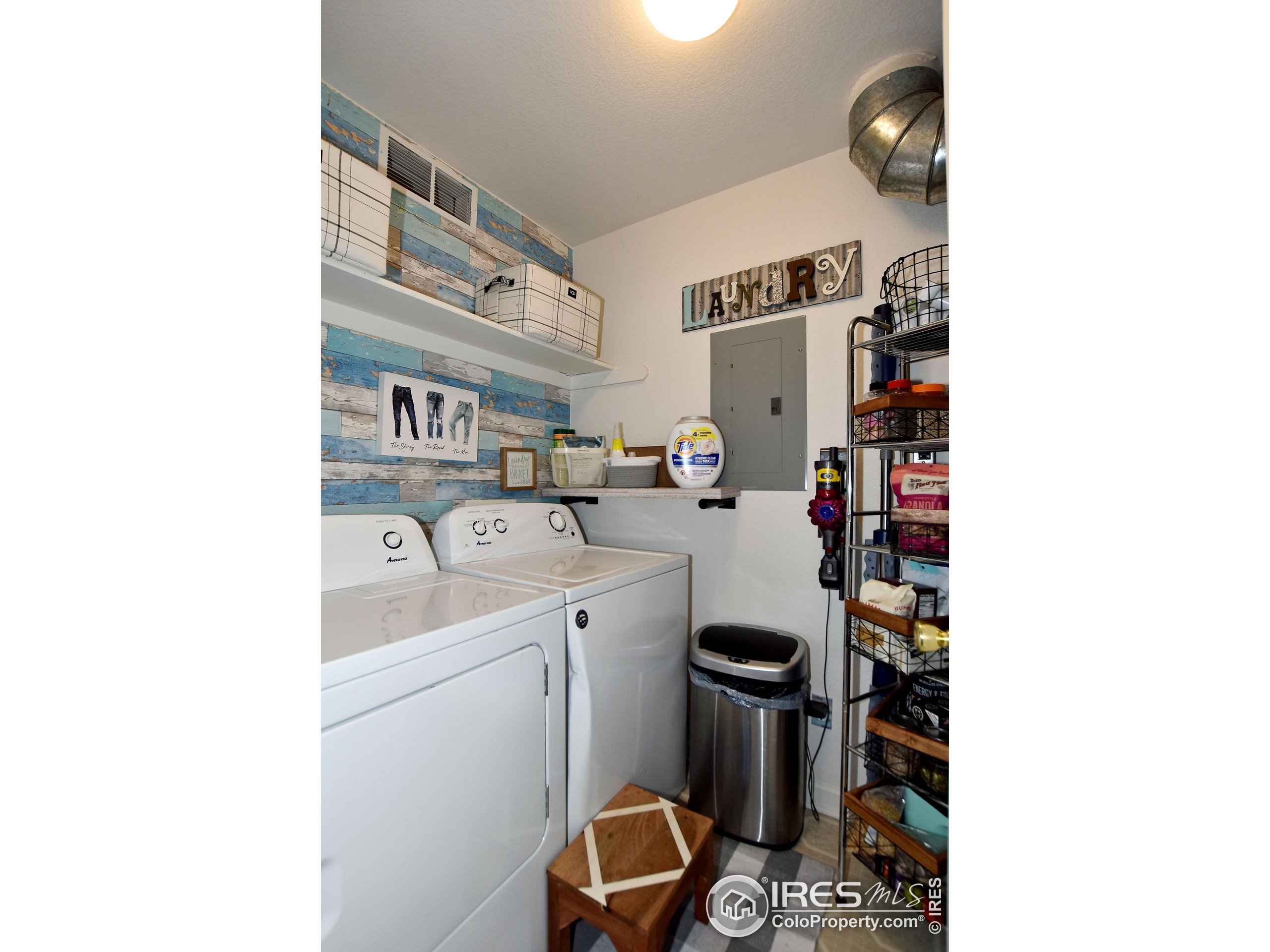 5151 West 29th Street Greeley, CO 80634 - Photo 20 of 40 a utility room with dryer and washer
