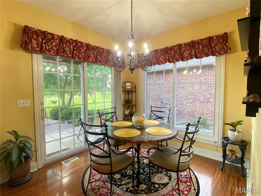 363 Old Collinsville Road Caseyville, IL 62232 - Photo 15 of 46