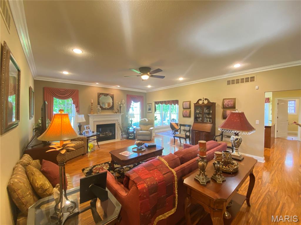 363 Old Collinsville Road Caseyville, IL 62232 - Photo 8 of 46