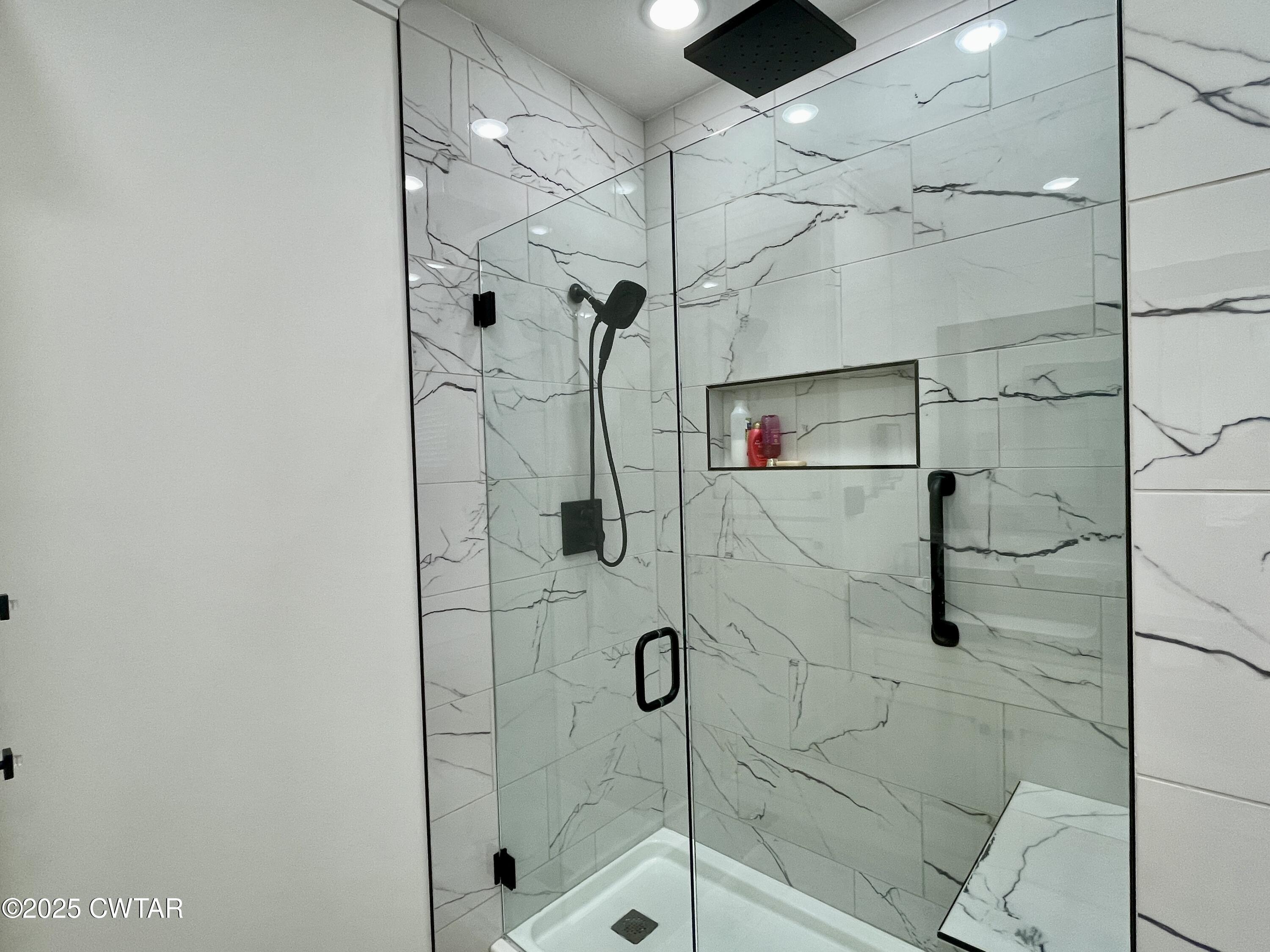 187 John Martin Road Bradford, TN 38316 - Photo 17 of 30 187 John Martin - Primary bath 2