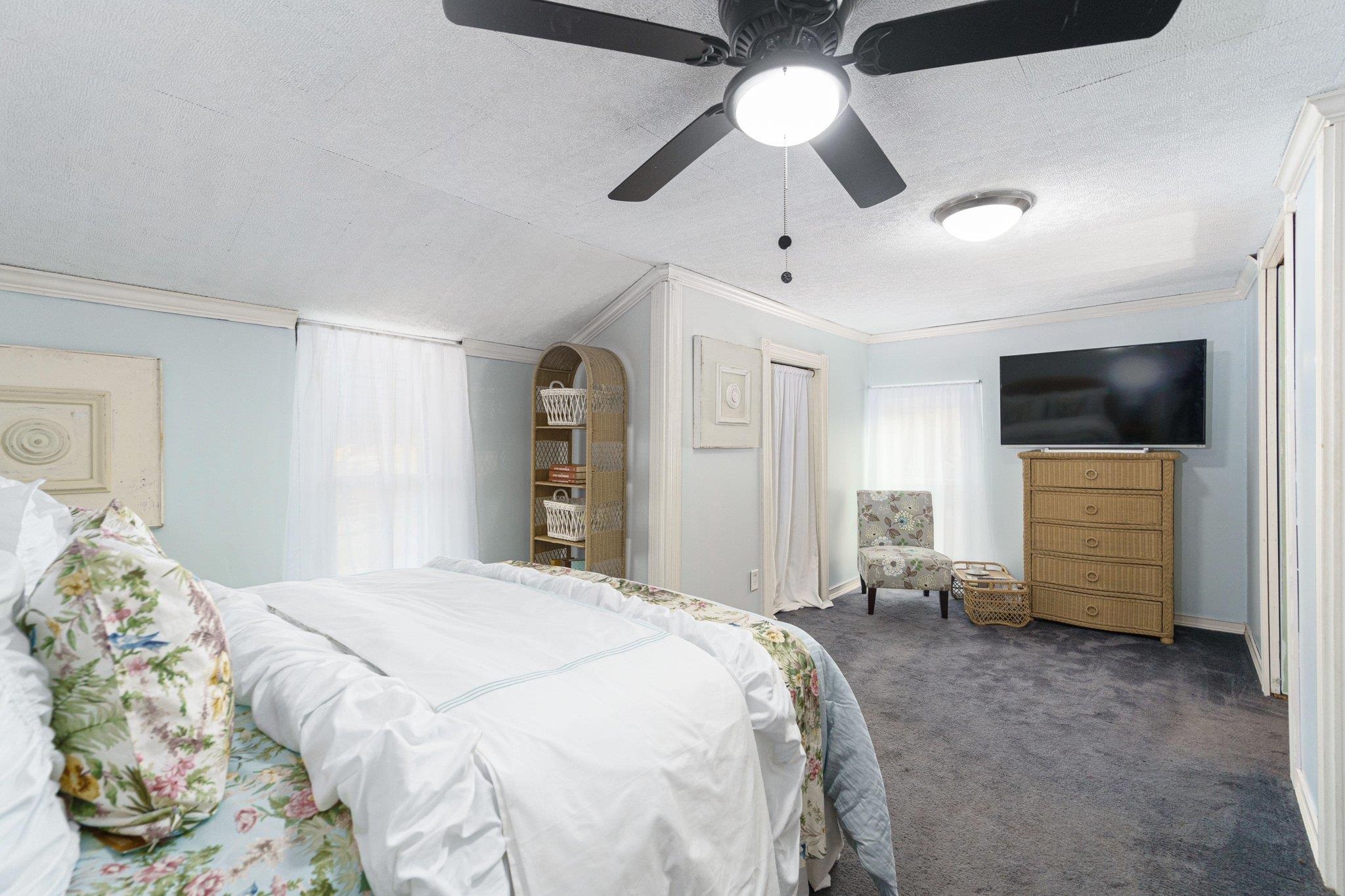 115 North Seymour Road Flushing, MI 48433 - Photo 29 of 37 50148386-46d9ce4d-d300-4388-ac48-1229bb0ac5bf.JPG