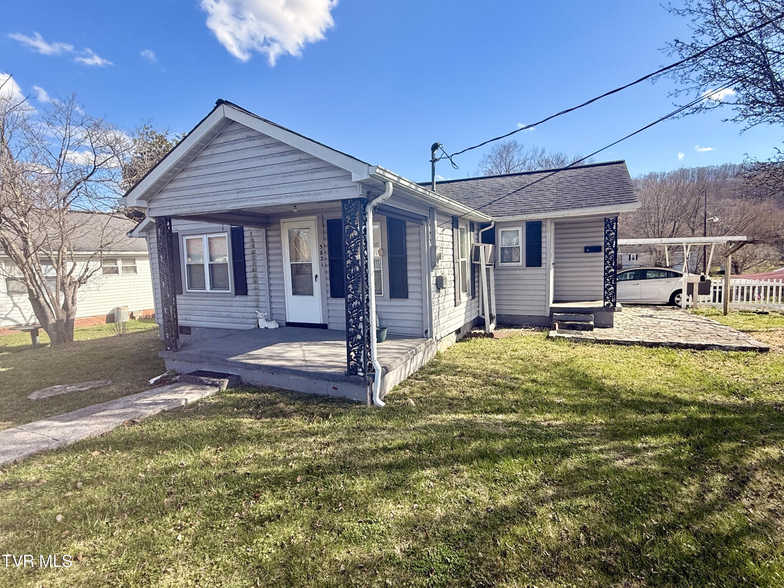 5821 Orebank Road Kingsport, TN 37664 - Photo 2 of 18 IMG_3384