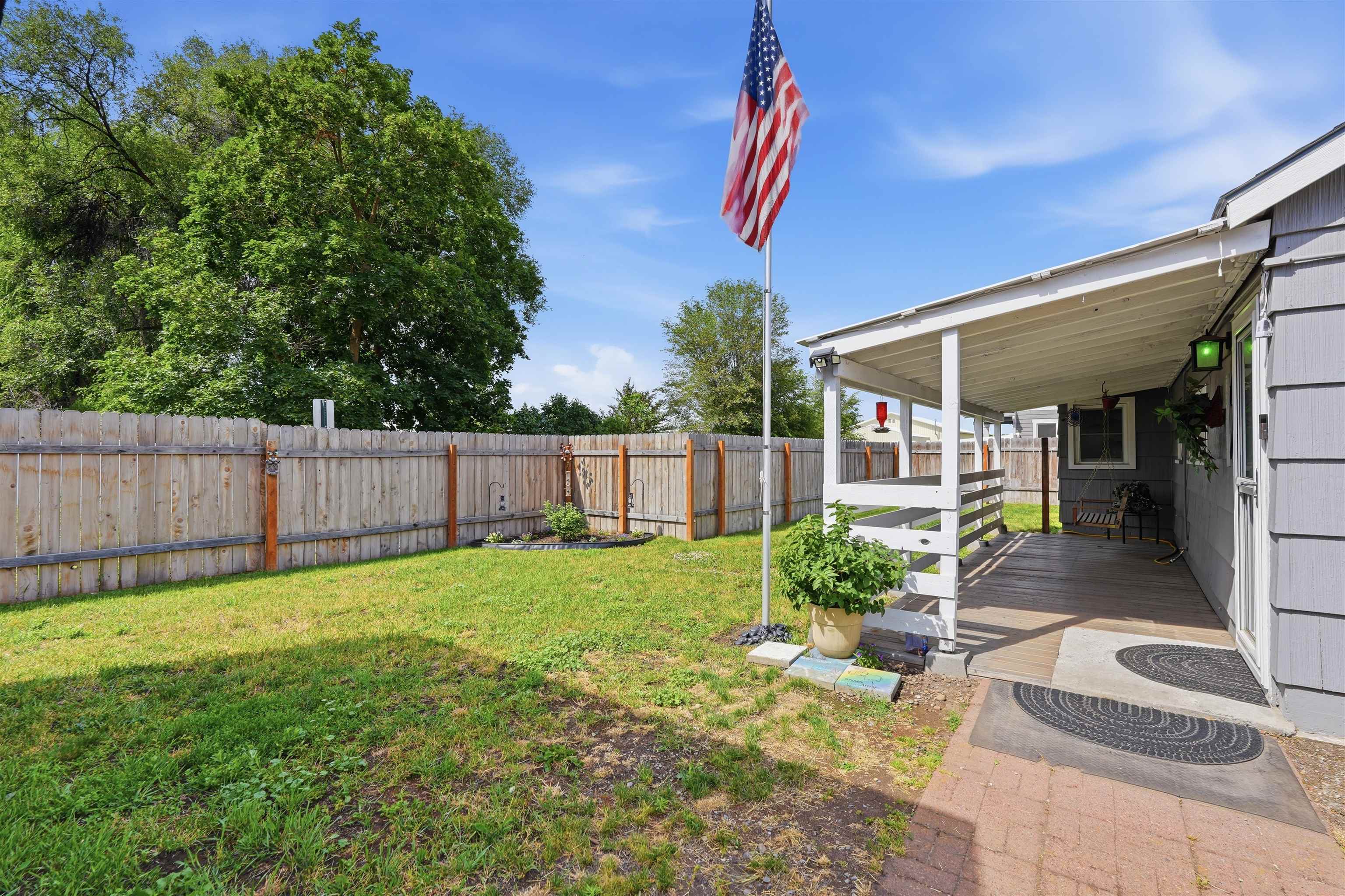 4029 North Willow Road Spokane, WA 99206 - Photo 2 of 29