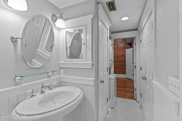 $319,000 | 304 North Front Street, Unit F, Wilmington, NC 28401