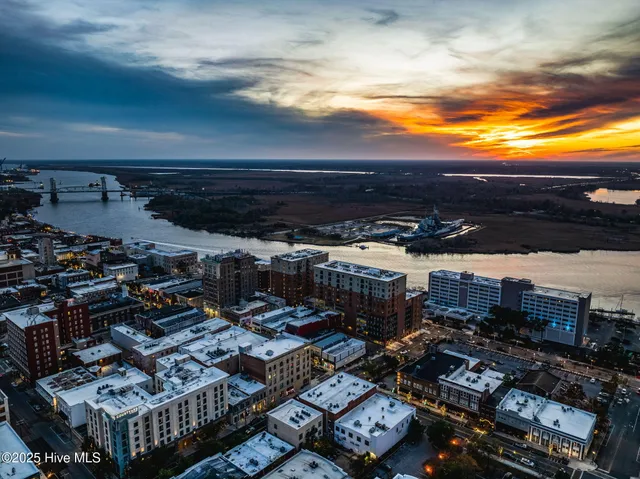 $319,000 | 304 North Front Street, Unit F, Wilmington, NC 28401