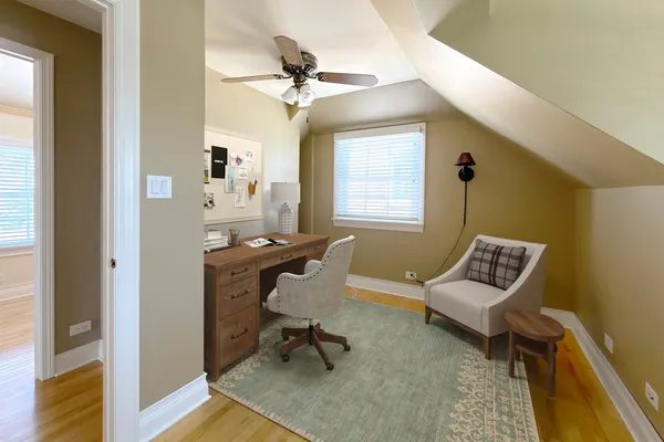 $749,900 | 16 South Hi Lusi Avenue, Mount Prospect, IL 60056
