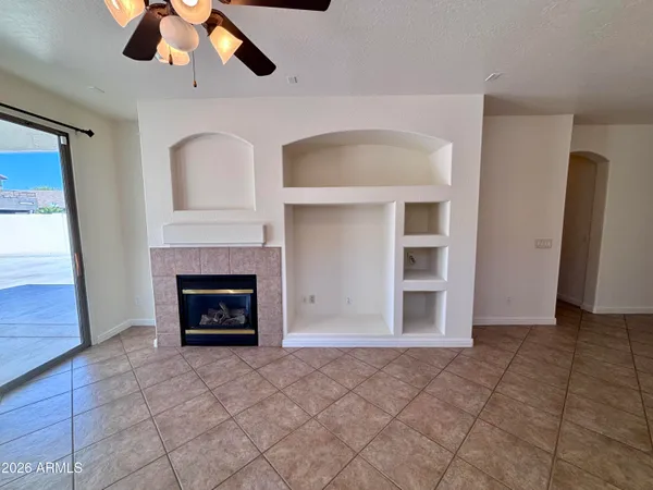 $2,400 | 5606 West St Anne Avenue, Laveen, AZ 85339