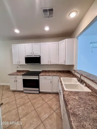 $2,400 | 5606 West St Anne Avenue, Laveen, AZ 85339