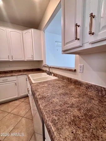 $2,400 | 5606 West St Anne Avenue, Laveen, AZ 85339