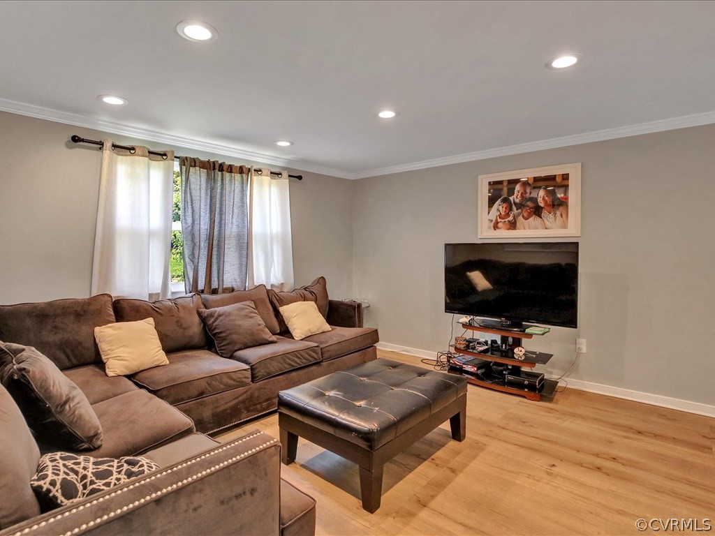 9042 Resaca Road North Chesterfield, VA 23236 - Photo 3 of 21 Gallery Image 3