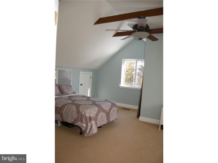 1542 Snell Road Pottstown, PA 19464 - Photo 12 of 25 Gallery Image 12