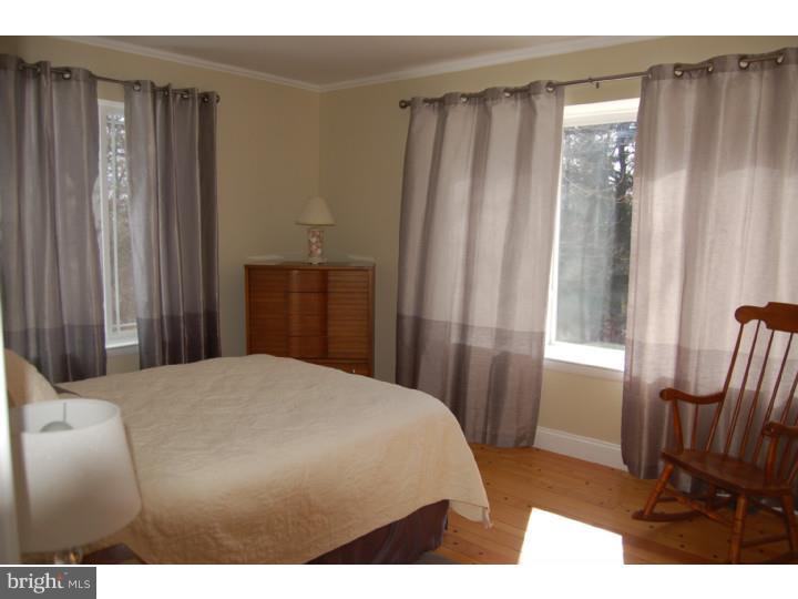 1542 Snell Road Pottstown, PA 19464 - Photo 9 of 25 Gallery Image 9