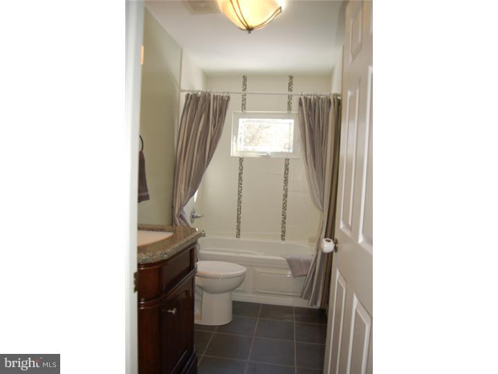 1542 Snell Road Pottstown, PA 19464 - Photo 10 of 25 Gallery Image 10