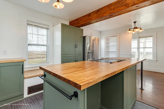 $264,900 | 2287 North 4350th Road, Sheridan, IL 60551